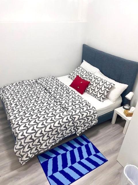 Scarborough New 2-Bedroom Basement 토론토 외부 사진